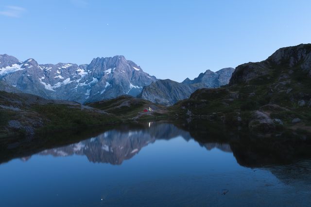 Bivouac au bord du lac Lauzon